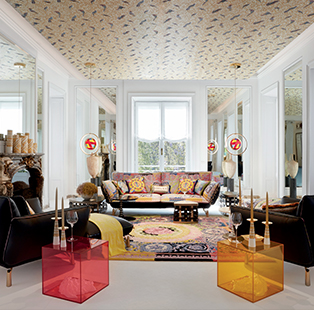 A look at Versace Home's collections where fashion and interior design ...