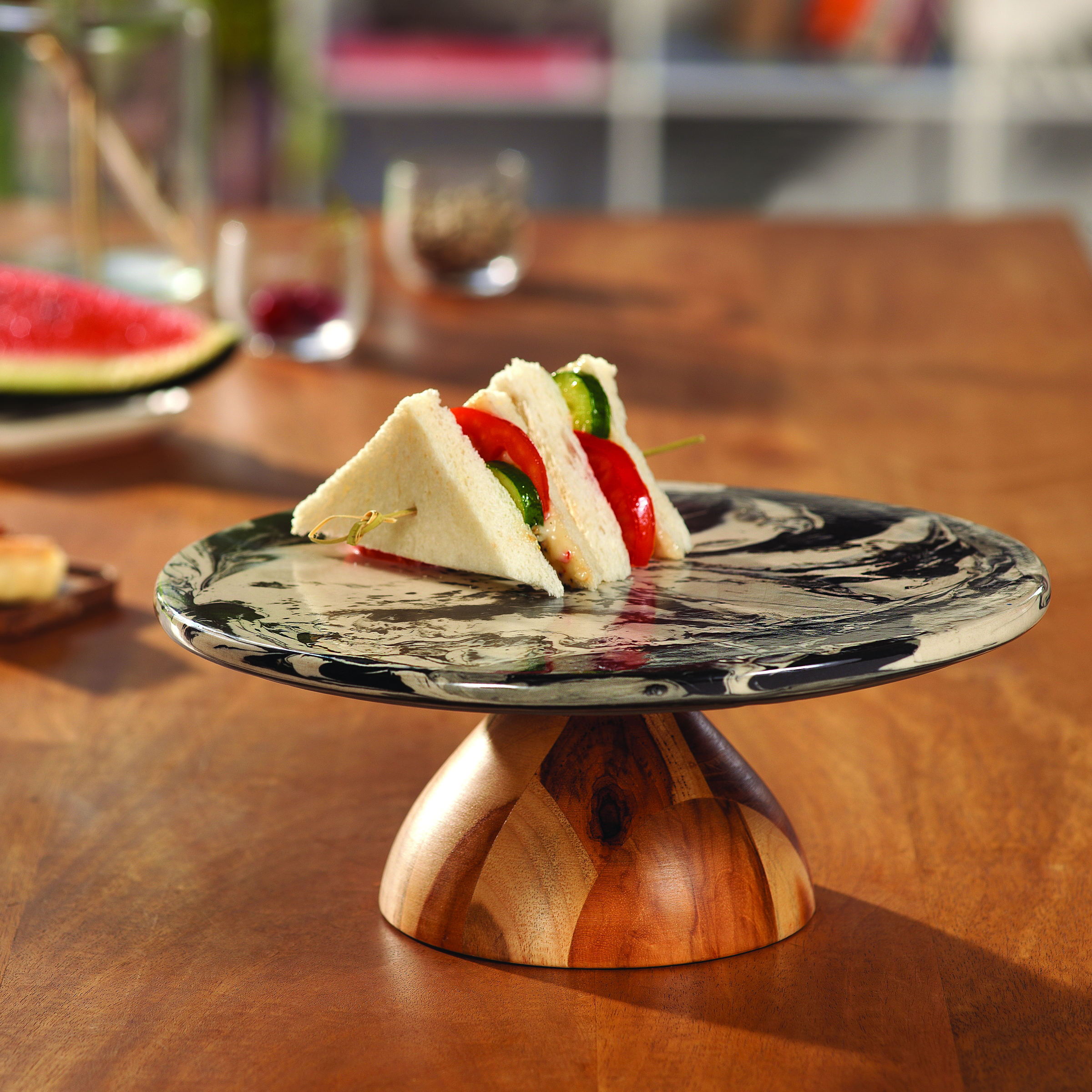 CARBON CERAMIC AND WOODEN CAKE STAND
