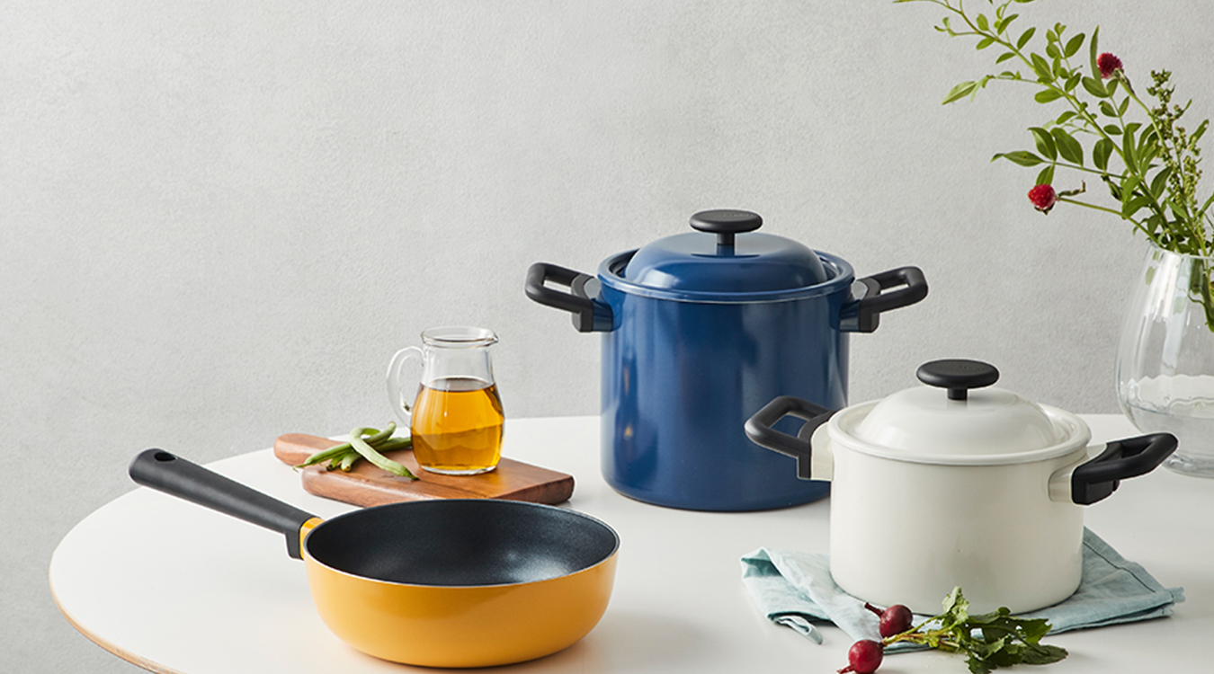 ELLE DECOR - 10 vibrant cookware products to whisk up a palette of flavours