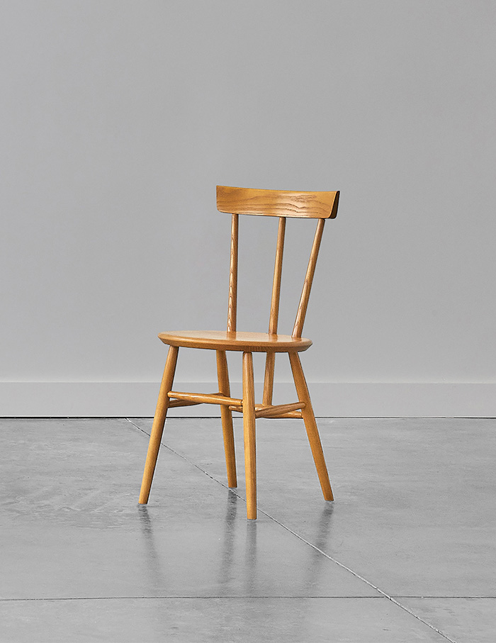 modern windsor chair o&g studio