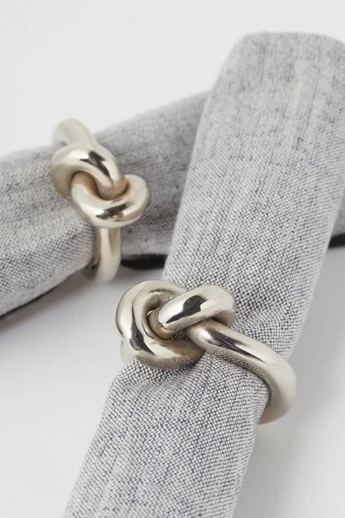Detail Napkin Rings