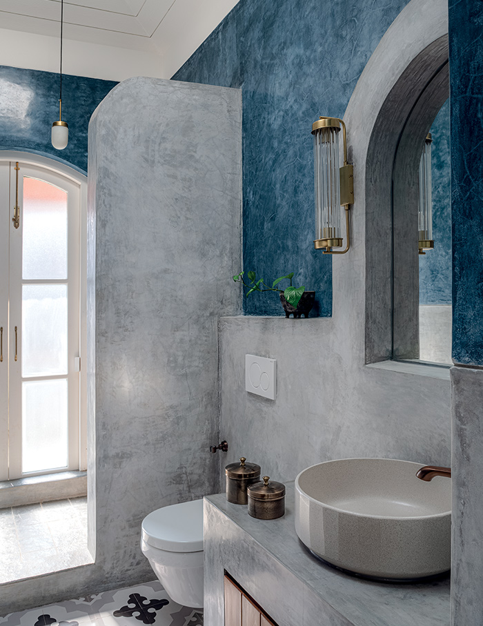 colourful bathrooms