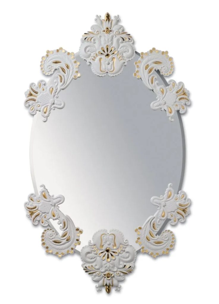Oval wall Mirror