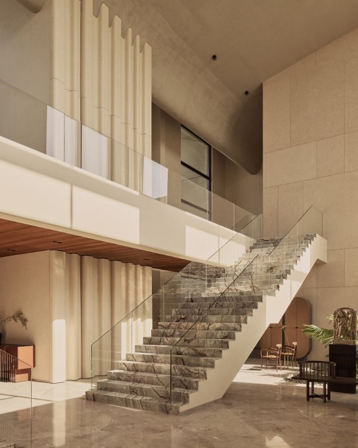 marble staircase fluted walls