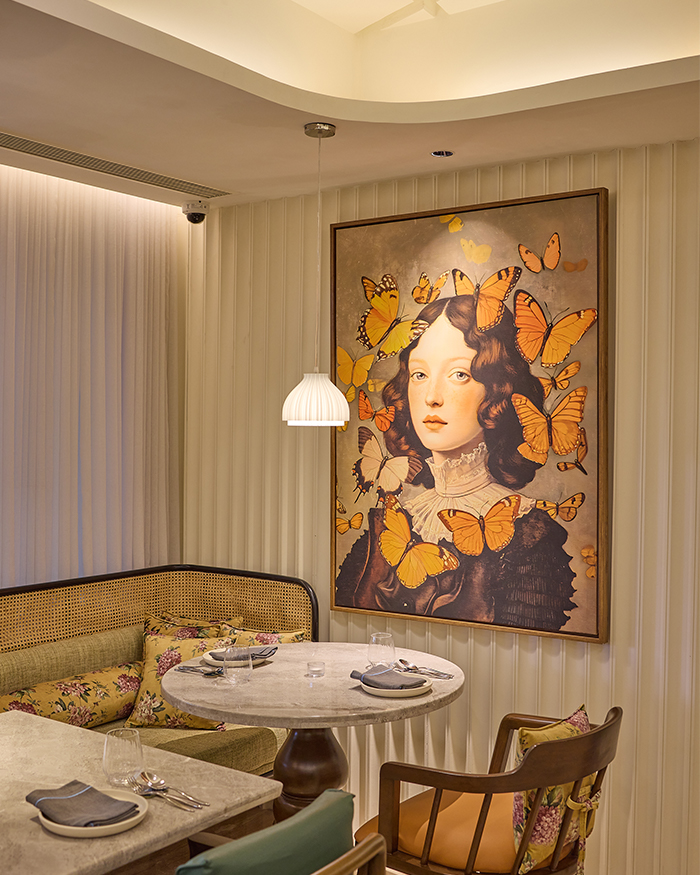 An enthralling painting takes centre stage at the table