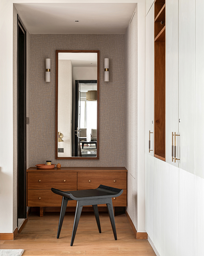 The brief emphasised creating a space that adapts to and embraces the owners’ needs without imposing itself; Photography by Nayan Soni