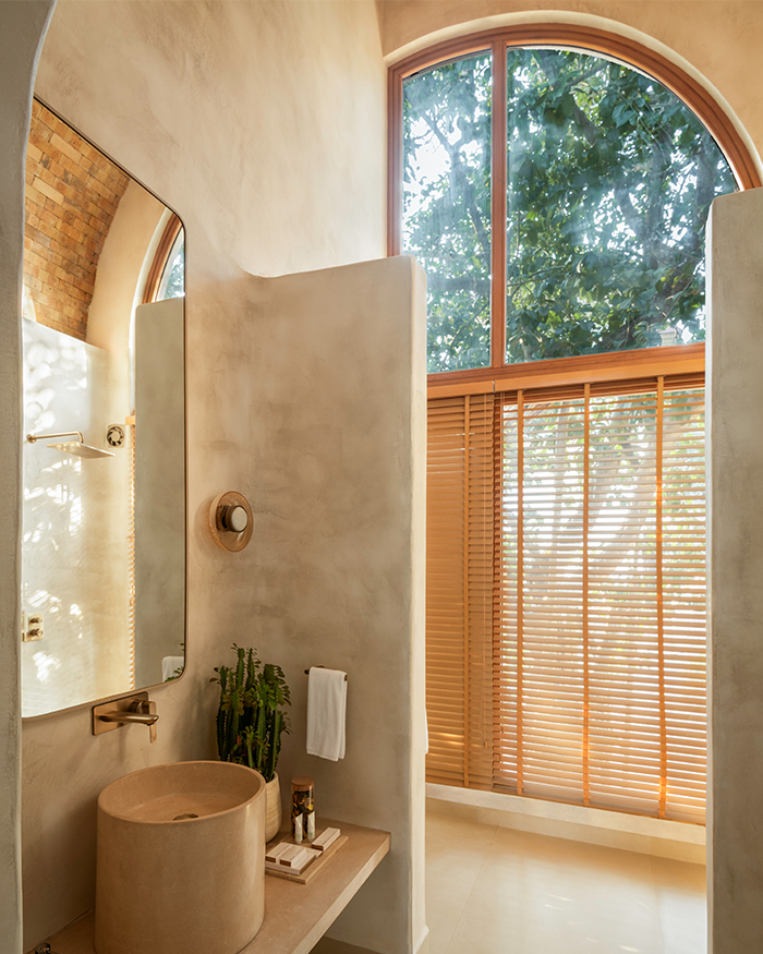 The home welcomes ample amounts of light throughout the space; Photography by Elmer S D’Souza and Abhijit Parsekar, The Photoarchitects