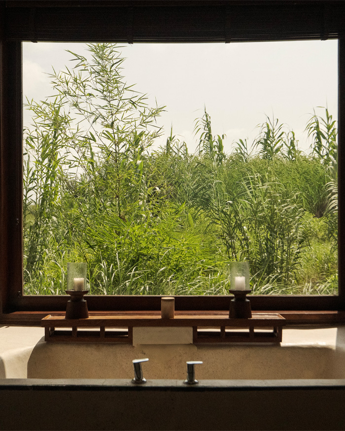 A suite overlooks the Aravalli Hills; Photography by Syed Ali Husain