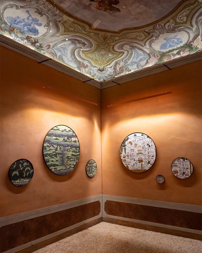 Photographs Courtesy of atelier Pichvai Tradition & Beyond