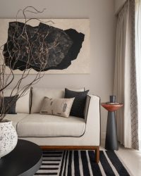 Minimalist Mumbai home by Studio Rohini Bagla